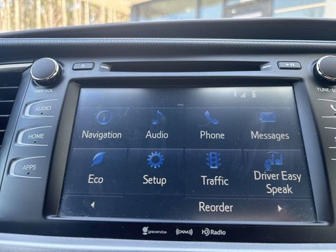 Used 2017 Toyota Highlander XLE image 34