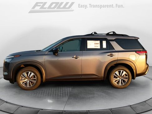 New 2026 Nissan Pathfinder SL w/ Cargo Package FWD image 4