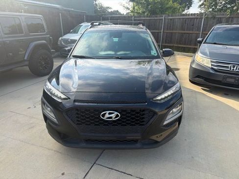 Used 2020 Hyundai Kona SEL FWD image 2