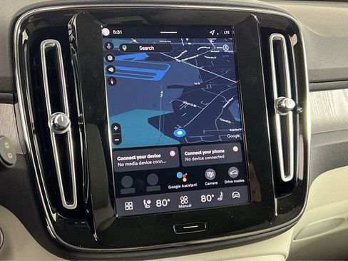 Certified 2026 Volvo XC40 B5 Plus w/ Protection Package Premier AWD/4WD image 25