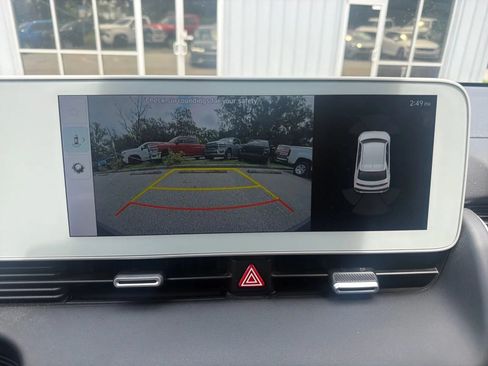 Used 2024 Hyundai Ioniq 5 SEL RWD image 12