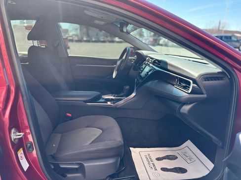 Used 2018 Toyota Camry LE w/ Convenience Package image 14