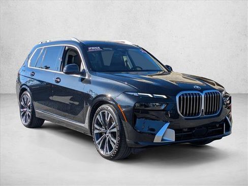 Certified 2023 BMW X7 xDrive40i w/ Premium Package image 7