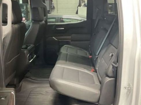 Used 2021 GMC Sierra 1500 SLT AWD/4WD image 10