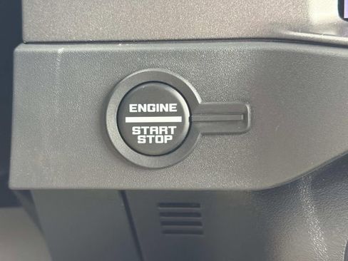 New 2026 Ford Bronco Big Bend w/ Black Diamond Package AWD/4WD image 33