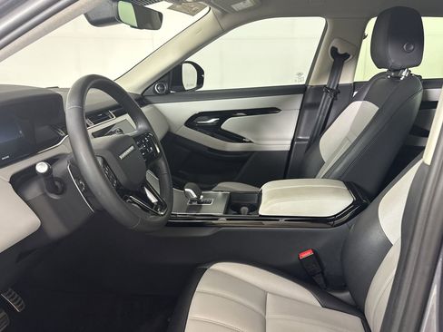 Used 2024 Land Rover Range Rover Evoque Dynamic SE AWD/4WD image 5