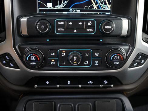 Used 2018 GMC Sierra 1500 SLT w/ SLT Premium Package image 19