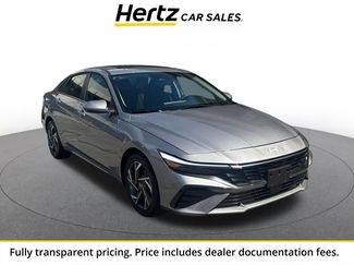 Used 2025 Hyundai Elantra SEL FWD video 1