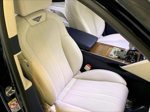 New 2026 Bentley Flying Spur Plug-In Hybrid AWD/4WD image 14