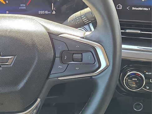 Used 2025 Chevrolet Trax ACTIV image 20