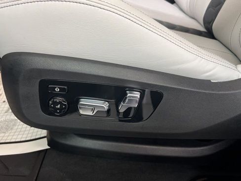 Used 2026 BMW X6 M Competition w/ Executive Package image 29