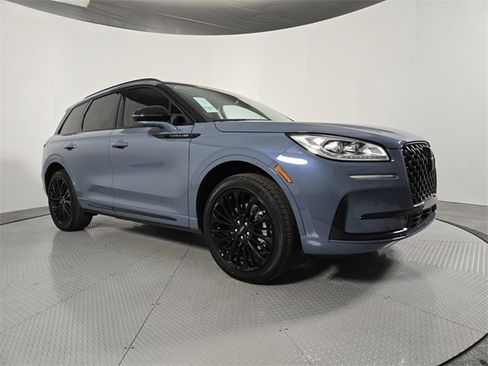 New 2026 Lincoln Corsair Grand Touring image 2