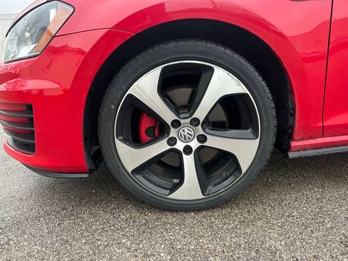 Used 2017 Volkswagen GTI S image 10
