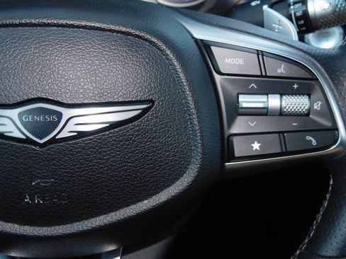 Used 2025 Genesis G70 2.5T AWD/4WD image 25