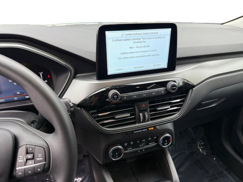 Certified 2025 Ford Escape Active image 12