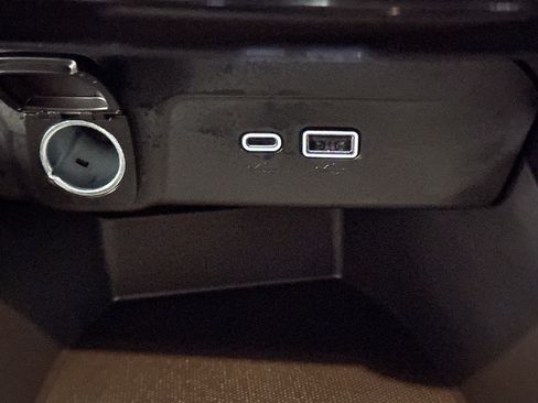 Used 2025 Chevrolet Trax ACTIV w/ Driver Confidence Package image 37