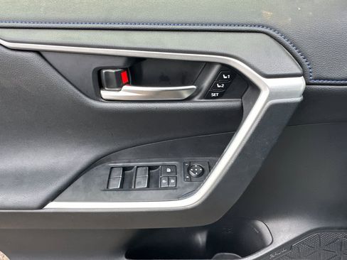 Used 2024 Toyota RAV4 XSE image 11