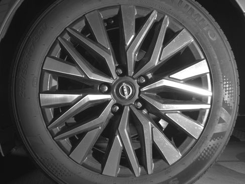 Used 2025 Nissan Altima 2.5 SV image 14