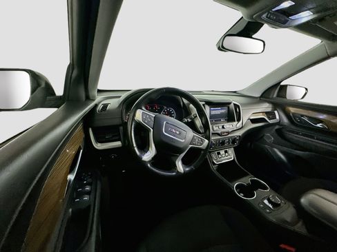 Used 2020 GMC Terrain SLE w/ Driver Convenience Package FWD image 18