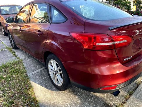 Used 2015 Ford Focus SE image 11