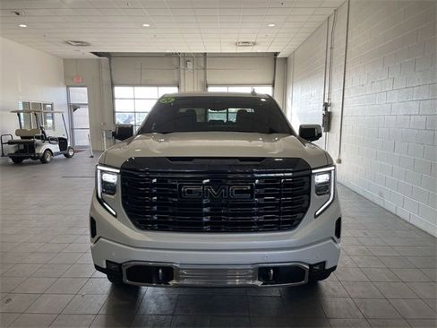 Used 2024 GMC Sierra 1500 Denali Ultimate image 7