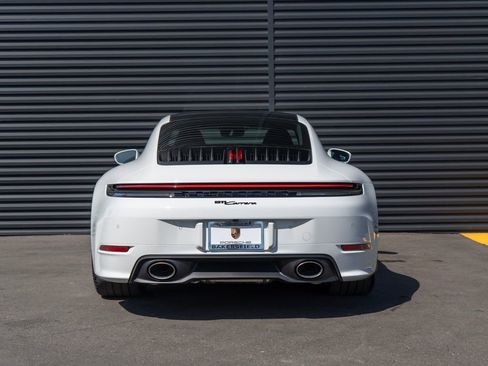 New 2026 Porsche 911 Carrera image 10