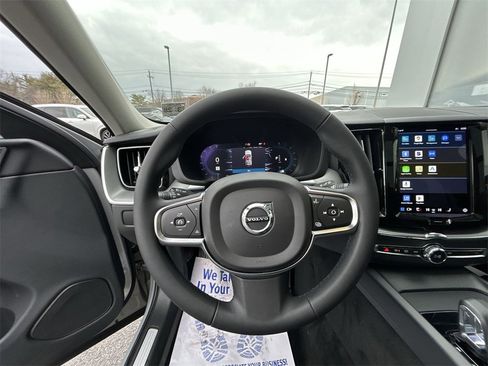 Certified 2023 Volvo XC60 B5 Core w/ Climate Package image 18