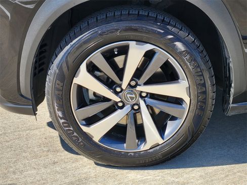 Used 2019 Lexus NX 300 FWD image 10