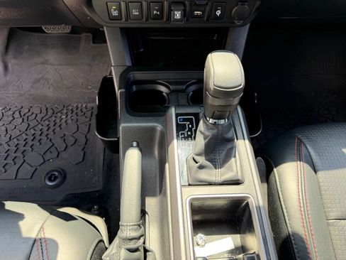 Used 2022 Toyota Tacoma TRD Pro AWD/4WD image 27