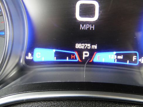 Used 2019 Chrysler 300 Limited image 25