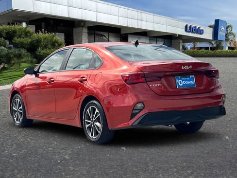 Used 2023 Kia Forte LXS FWD image 7