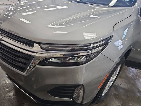 Used 2024 Chevrolet Equinox LT image 30