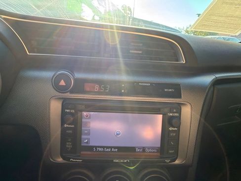 Used 2014 Scion tC FWD image 18