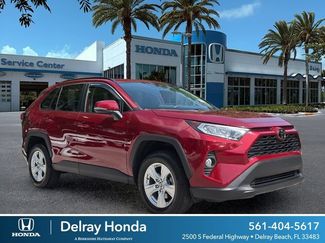 Used 2021 Toyota RAV4 XLE w/ Convenience Package FWD video 1
