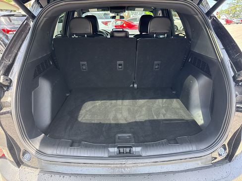 Used 2025 Ford Escape ST-Line Select AWD/4WD image 6
