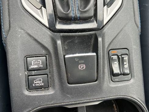 Used 2019 Subaru Crosstrek Hybrid w/ Moonroof Package w/Navigation image 24