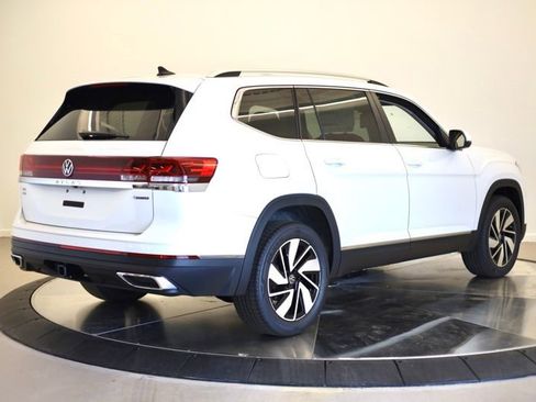 New 2026 Volkswagen Atlas SEL image 3