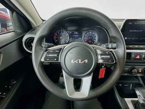 Certified 2023 Kia Forte LXS FWD image 11