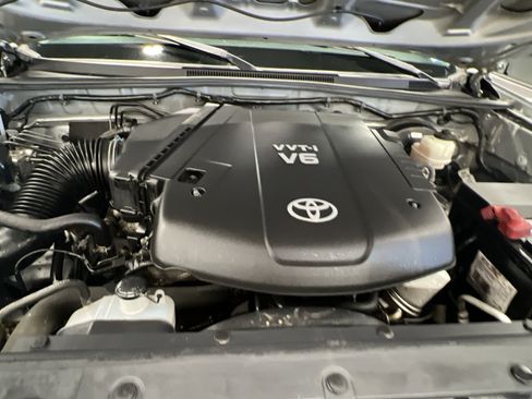 Used 2013 Toyota Tacoma 4x4 Double Cab w/ SR5 Pkg image 23