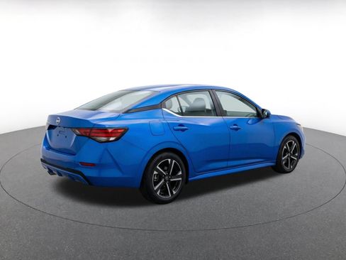 Used 2025 Nissan Sentra SV FWD image 7