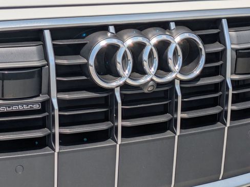 Used 2023 Audi Q7 3.0T Premium Plus w/ Premium Plus Package AWD/4WD image 24