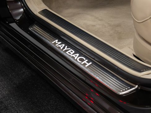Used 2020 Mercedes-Benz Maybach S 560 4MATIC image 36