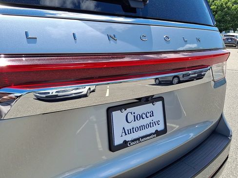 Certified 2022 Lincoln Navigator L Reserve AWD/4WD image 32