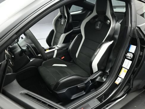 Certified 2021 Ford Mustang Shelby GT500 w/ Carbon Fiber Track Pack RWD image 7
