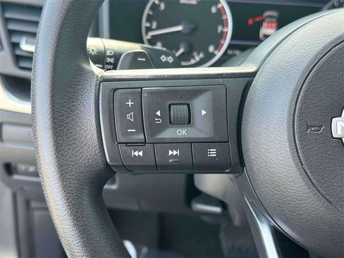 Certified 2023 Nissan Rogue S image 20
