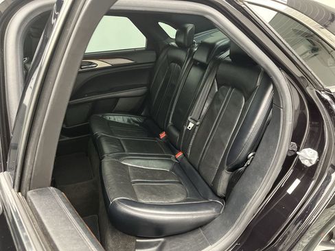 Used 2019 Lincoln MKZ Reserve image 13