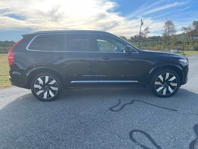 Used 2025 Volvo XC90 T8 Plus w/ Protection Package AWD/4WD image 6
