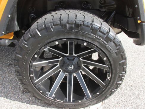 Used 2021 Jeep Wrangler Unlimited Rubicon 4xe w/ Steel Bumper Group image 68