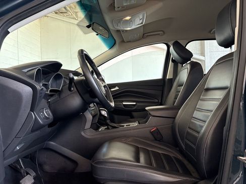 Used 2019 Ford Escape SEL AWD/4WD image 6