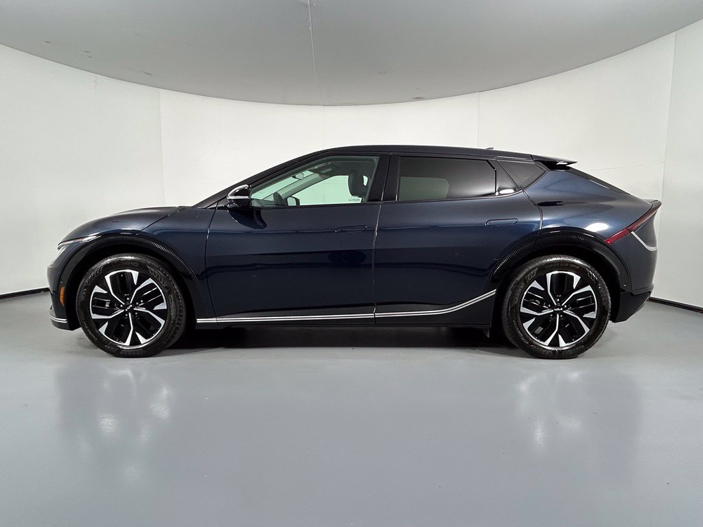 Used 2023 Kia EV6 Wind w/ Wind Technology Package AWD/4WD image 4